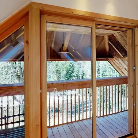 Charmante Gaestewohnung In Altem In Alpiner Alleinlage *