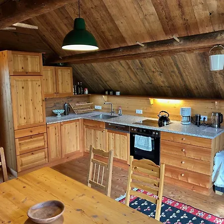 Charmante Gaestewohnung In Altem In Alpiner Alleinlage Stanz Im Murztal