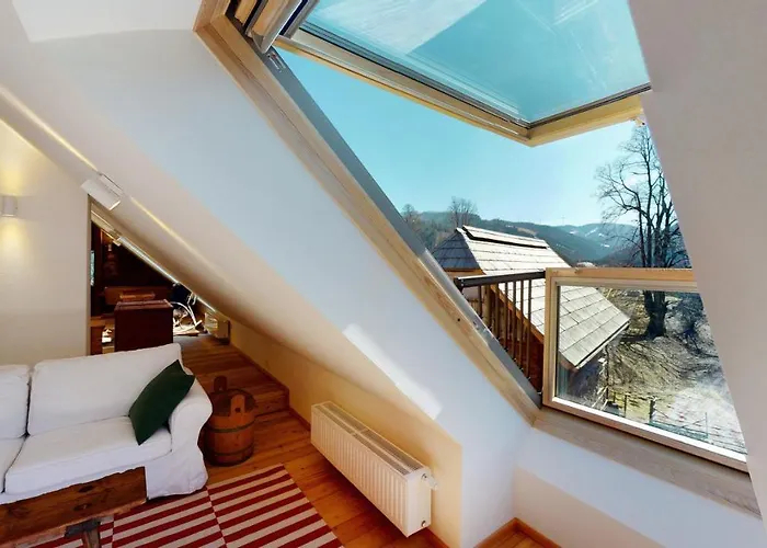 Charmante Gaestewohnung In Altem In Alpiner Alleinlage