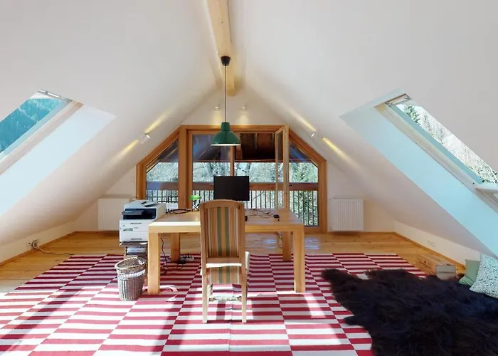 Charmante Gaestewohnung In Altem In Alpiner Alleinlage * Stanz Im Murztal