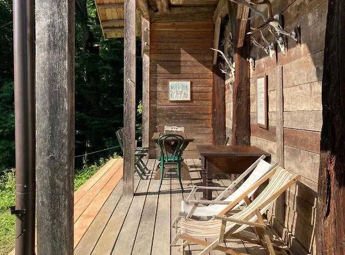 Charmante Gaestewohnung In Altem In Alpiner Alleinlage Daire *